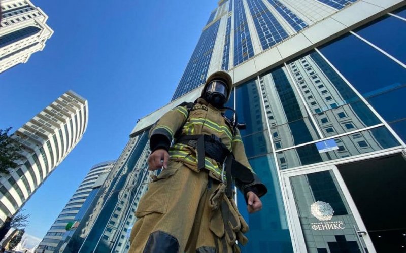 ЧЕЧНЯ. Пожарные из ЧР соревновались в скоростном подъеме на 40-ой этаж