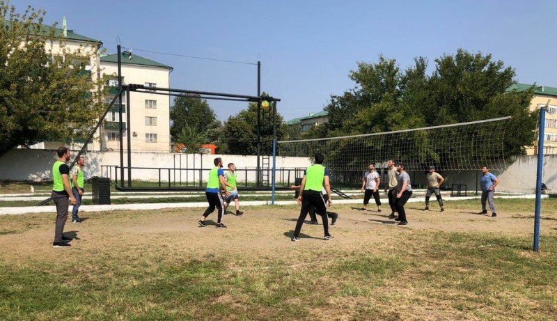 ЧЕЧНЯ. Сотрудники чрезвычайного ведомства ЧР провели турнир по волейболу