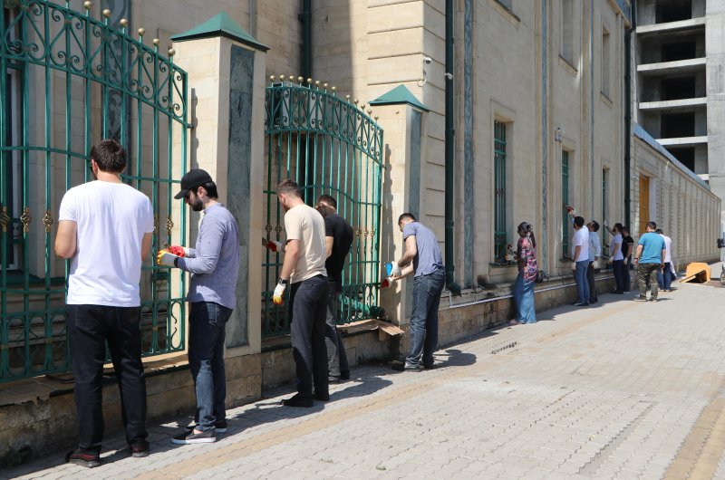 ЧЕЧНЯ. Во всех районах Грозного проходят масштабные субботники