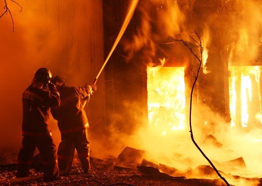ЧЕЧНЯ. В с. Катар-Юрт произошло возгорание сразу пяти домов