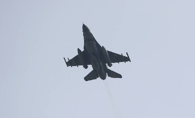 Два турецких истребителя F-16 нарушили воздушное пространство Греции