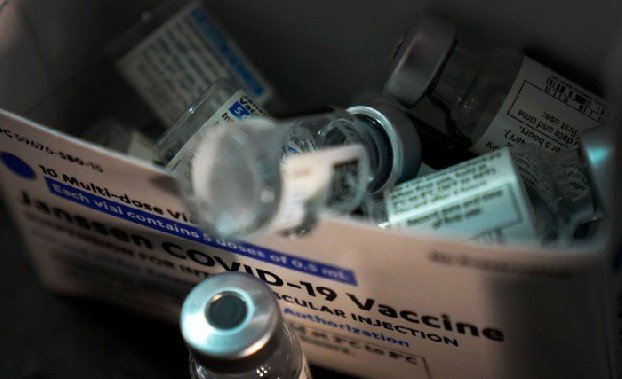 Глава ВОЗ призвал наложить мораторий на введение третьей дозы вакцины от COVID-19