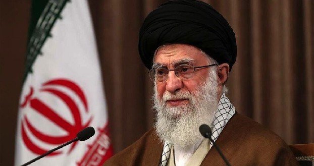 Хаменеи назвал коронавирус самой актуальной проблемой страны