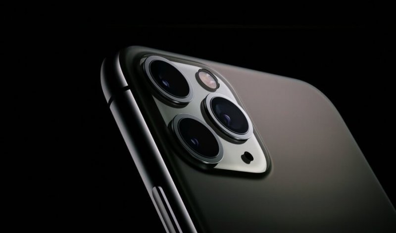 Как снимать видео  на две камеры iPhone  одновременно