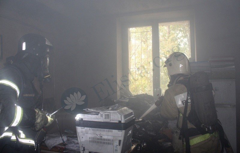 КАЛМЫКИЯ. В Элисте произошло возгорание в здании министерства здравоохранения