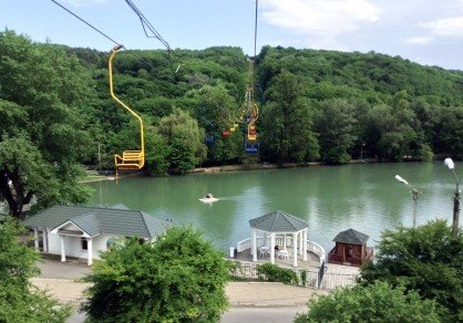 КБР. В Нальчике возбуждено уголовное дело по факту оказания услуг, не отвечающих требованиям безопасности, при организации экскурсии на пассажирской подвесной канатно-кресельной дороге