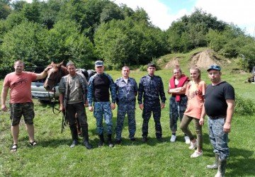 КЧР. Сотрудники полиции Карачаево-Черкесии оперативно нашли женщину-грибницу, пропавшую в лесу