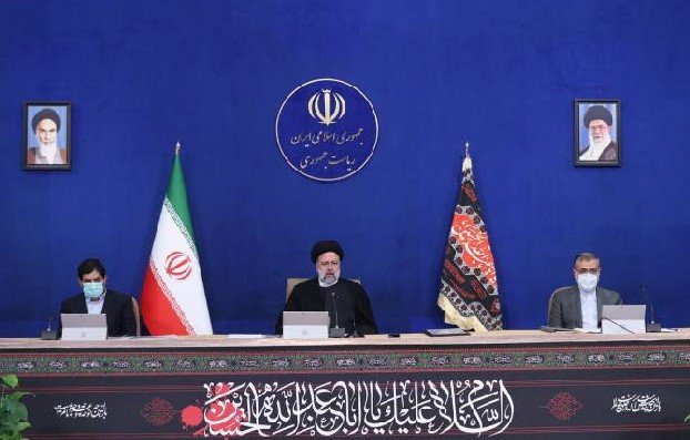Президент Ирана провел первое заседание нового правительства