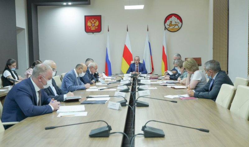 С. ОСЕТИЯ. К сносу долгостроя в Центральном парке Владикавказа приступят 13 августа