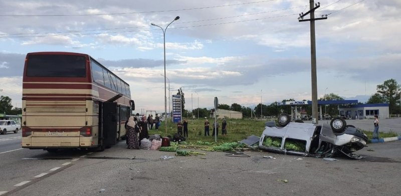 С. ОСЕТИЯ. В Северной Осетии автомобиль ГАЗ 2217 совершил столкновение с пассажирским автобусом