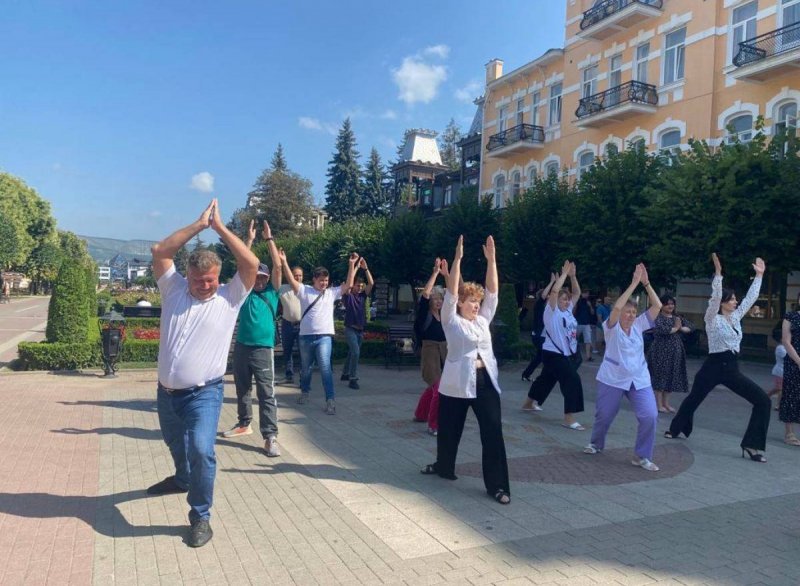 СТАВРОПОЛЬЕ. В Кисловодске провели мастер-класс по дыхательной постковидной гимнастике