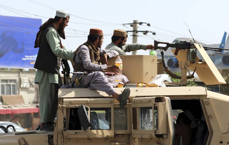 Талибы объявили общую амнистию для чиновников Афганистана