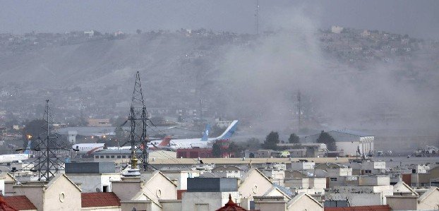 Взрыв возле кабульского аэропорта: погибли не менее 13 человек