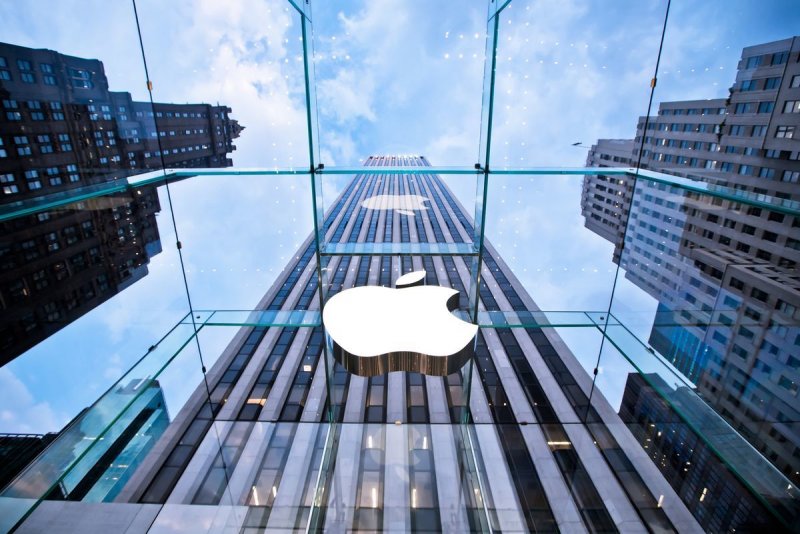Apple опровергла передачу данных о пользователях ФБР