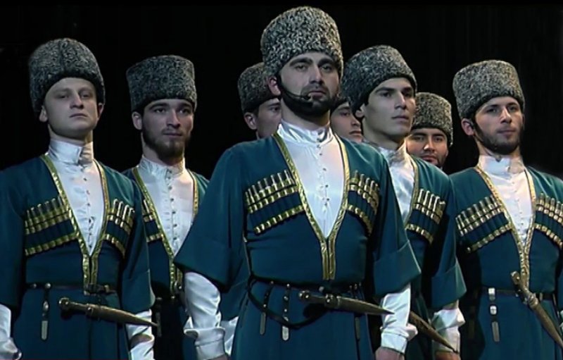 Общество и менталитет чеченцев