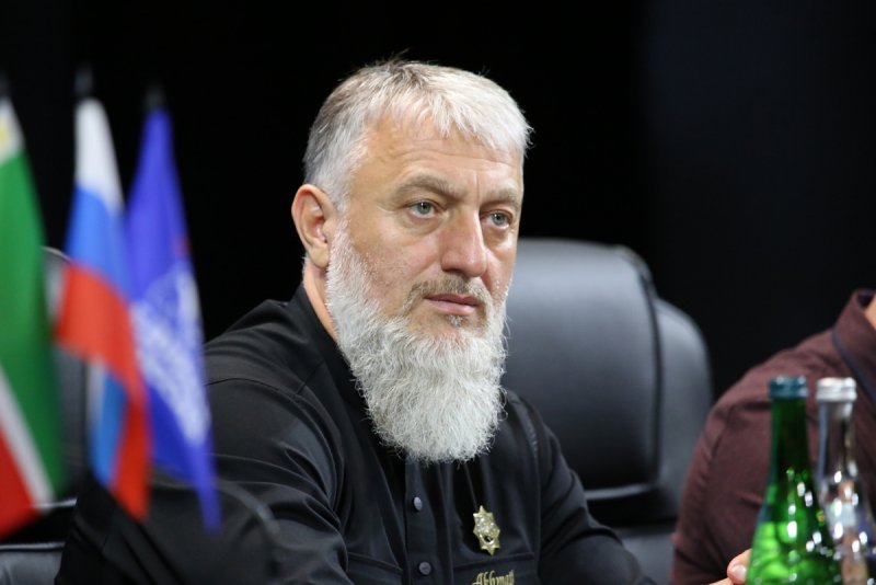 ЧЕЧНЯ.  Адам Делимханов отметил высокую организацию выборов в Чечне