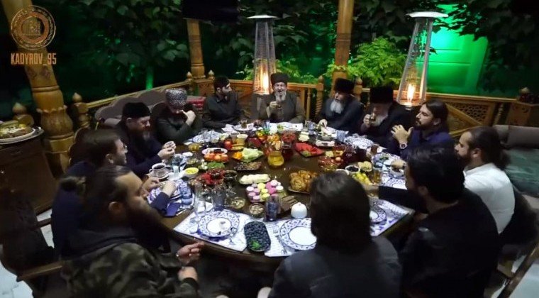 ЧЕЧНЯ. Актеры турецкого фильма «Эртугрул. Воскресший» побывали в доме Рамзана Кадырова
