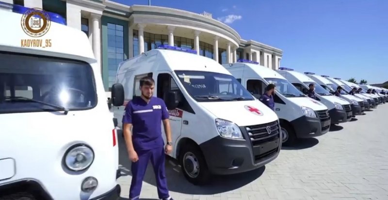 ЧЕЧНЯ. Рамзан Кадыров передал Минздраву ЧР 18 карет скорой помощи