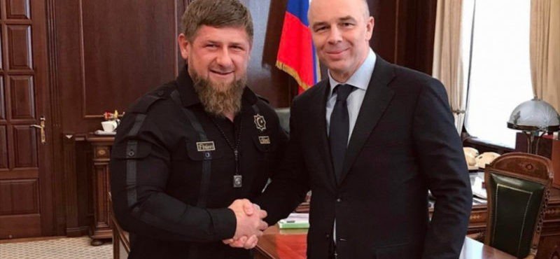 ЧЕЧНЯ. Рамзан Кадыров поздравил финансистов ЧР и России с профессиональным праздником