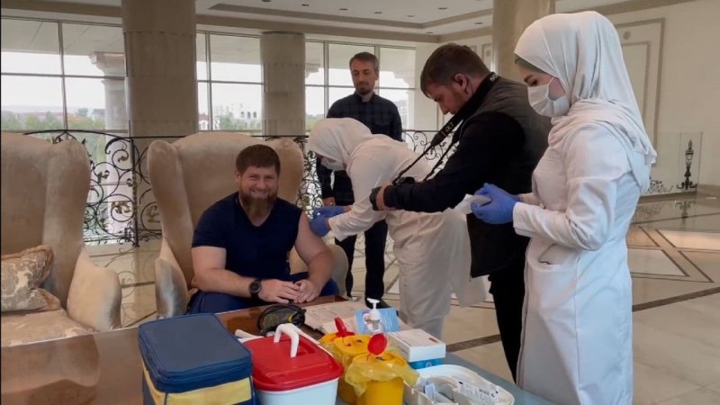 ЧЕЧНЯ. Рамзан Кадыров рассказал о самочувствии после прививки