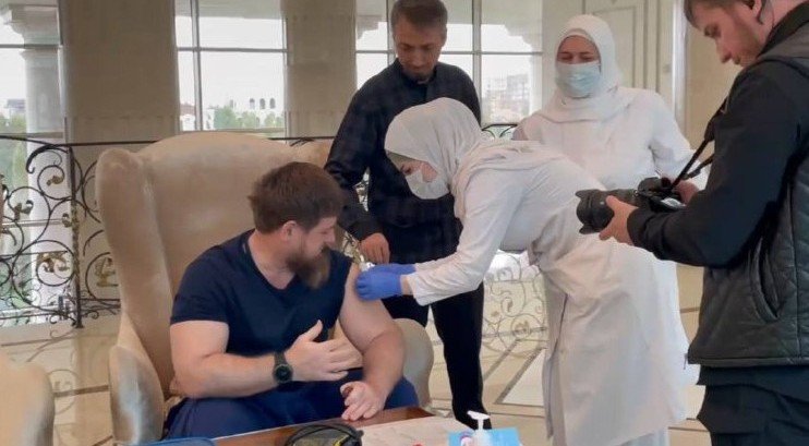 ЧЕЧНЯ. Рамзан Кадыров сделал прививку от гриппа