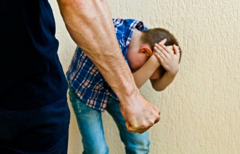 ЧЕЧНЯ. Возбуждено уголовное дело против отца, избивавшего своего несовершеннолетнего сына