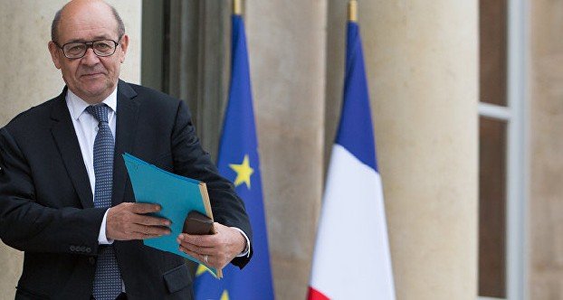 Глава МИД Франции отбыл в Катар для обсуждения новых эвакуаций из Афганистана
