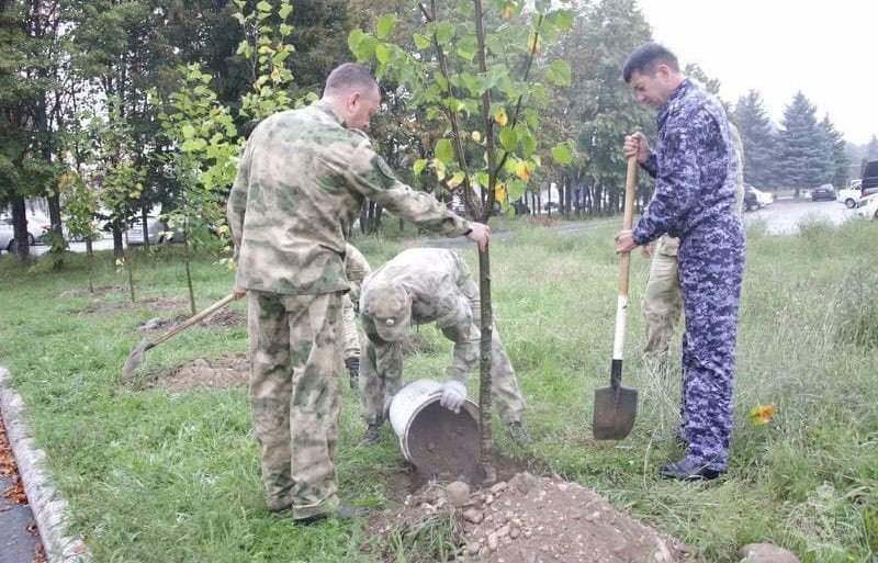 КБР. Росгвардейцы Кабардино-Балкарии присоединились к экологической акции «Зеленая Россия»