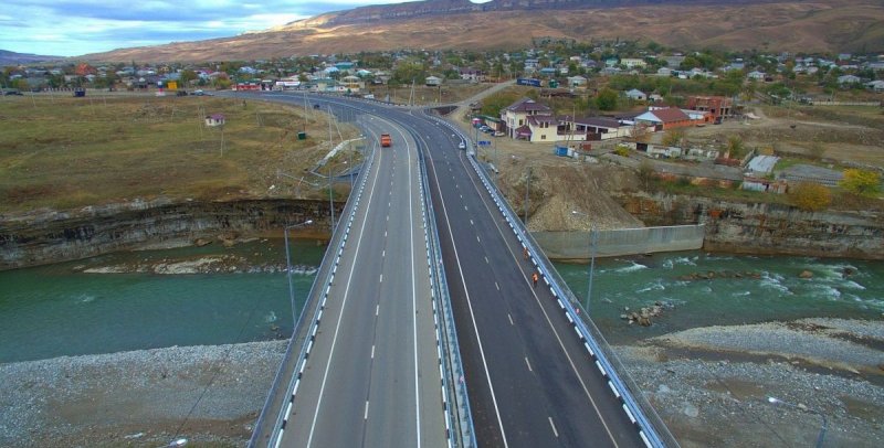 КЧР. Еще 11 км федеральных трасс в Карачаево-Черкесии расширили до четырех полос движения