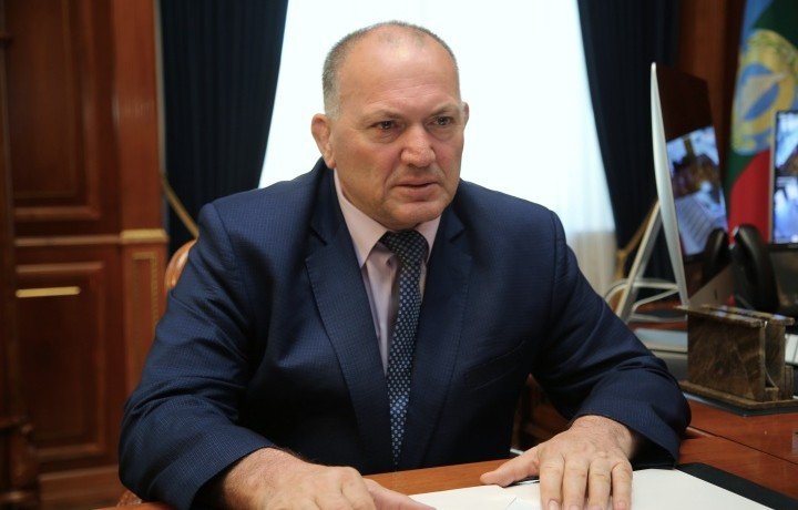 КЧР. Глава КЧР наделил Крыма Казанокова полномочиями сенатора РФ