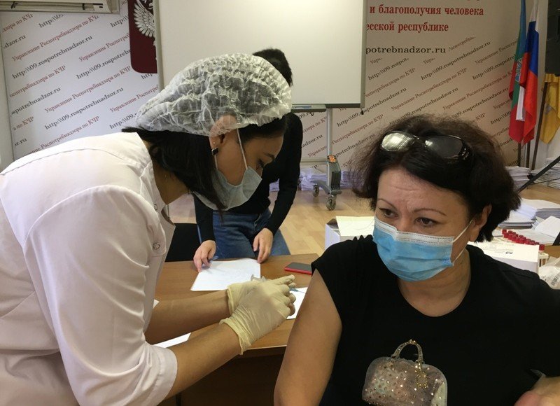 КЧР. Продолжается прививочная кампания против гриппа
