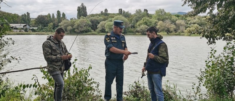 КЧР. Сотрудники Центра ГИМС провели рейд на акватории водохранилища Головное