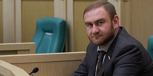КЧР. Суд признал законным продление ареста Арашуковым