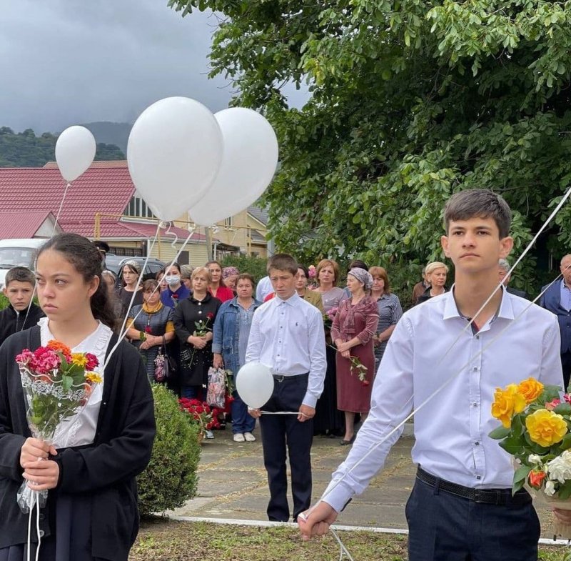 КЧР. В Карачаево-Черкесии почтили память погибших в результате террористического акта в Беслане