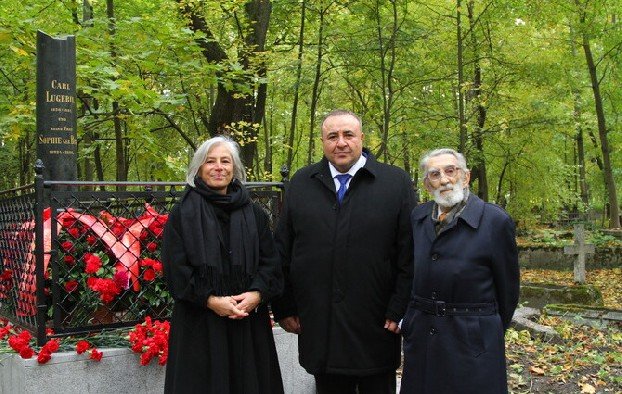 Отреставрирована могила основателей первого детского сада в России Софьи и Карла Люгебилей