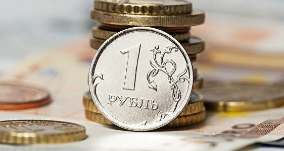 По итогам июля рубль вошел в список 20 самых популярных мировых валют