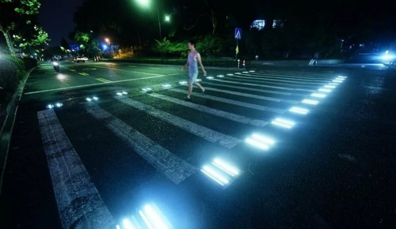 СТАВРОПОЛЬЕ. Первые в России светодиодные искусственные неровности появились на дорогах в Невинномысске