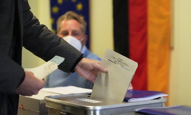 В Германии открылись избирательные участки на выборах в Бундестаг