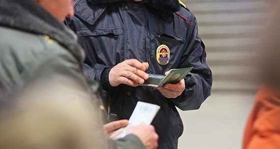 В России напомнили иностранцам-нелегалам о необходимости легализоваться до октября