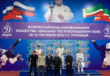 ЧЕЧНЯ. Полицейский из Чеченской Республики занял первое место во Всероссийских соревнованиях по рукопашному бою.