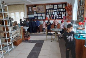 ЧЕЧНЯ. В Махкетинском музее прошёл музейный урок «Денежные знаки разных эпох»