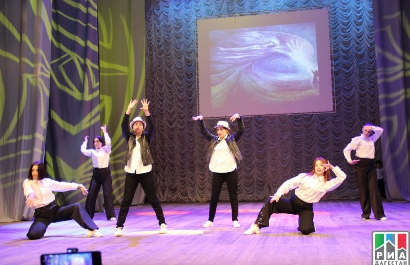 ДАГЕСТАН. Первый инклюзивный фестиваль творчества детей и подростков «Вместе к новым вершинам!» прошел в Махачкале