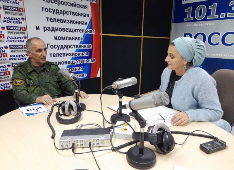 ИНГУШЕТИЯ. В рамках реализации федерального проекта «Безопасность дорожного движения» на радиостанции «Ингушетия» прошел эфир с участием представителя Общественного совета