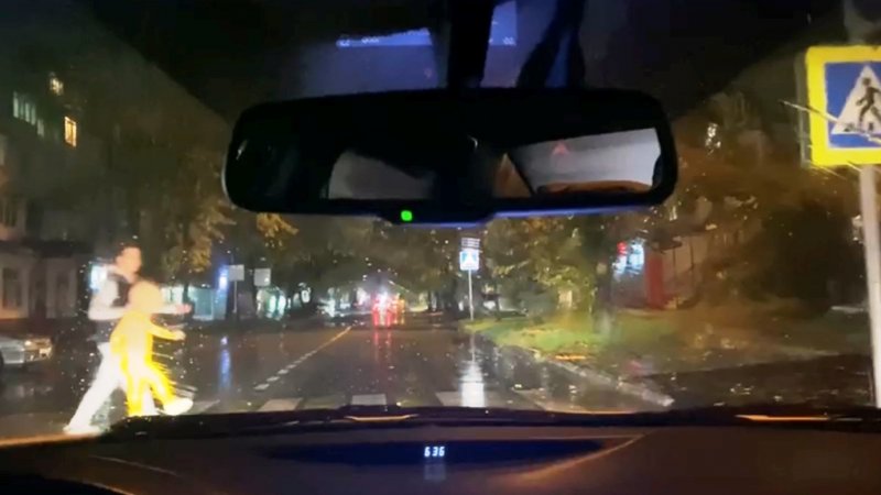 КБР. В Нальчике автоинспекторы организовали видеоэксперимент по ПДД «Пешеход глазами водителя»