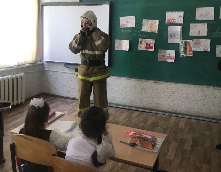 КБР. Занятия по основам безопасности жизнедеятельности в Чегемской школе