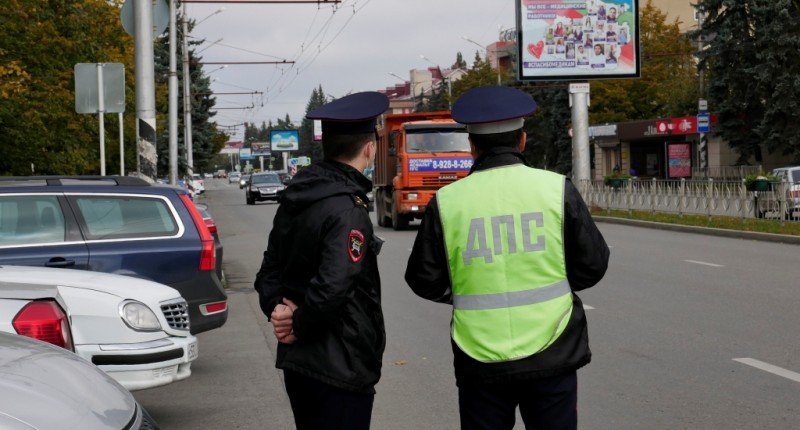 КЧР. В Черкесске полицейские провели профилактические мероприятия, направленные на недопущение распространения коронавирусной инфекции