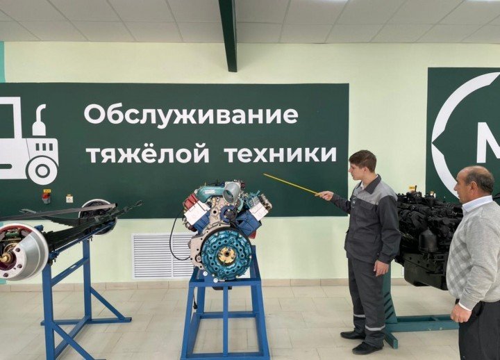 КЧР. В Индустриально-технологическом колледже г. Черкесска открылись новые мастерские в рамках федерального проекта "Молодые профессионалы"