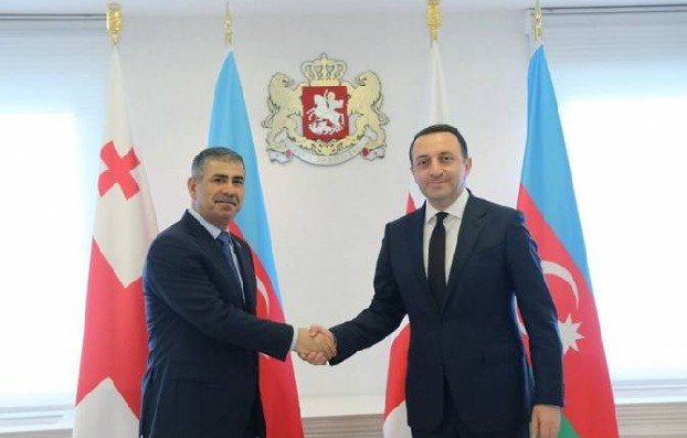 Премьер-министр Грузии встретился с министром обороны Азербайджана