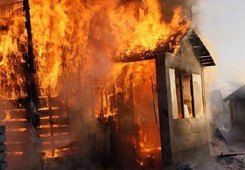 РОСТОВ. В Орловском районе в пожаре погиб годовалый малыш