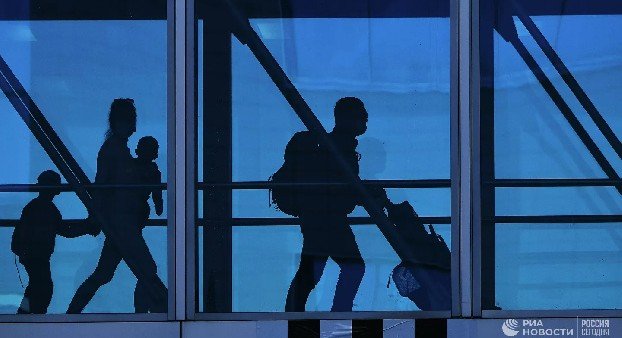 В России вступили в силу обновленные правила вывоза детей за границу